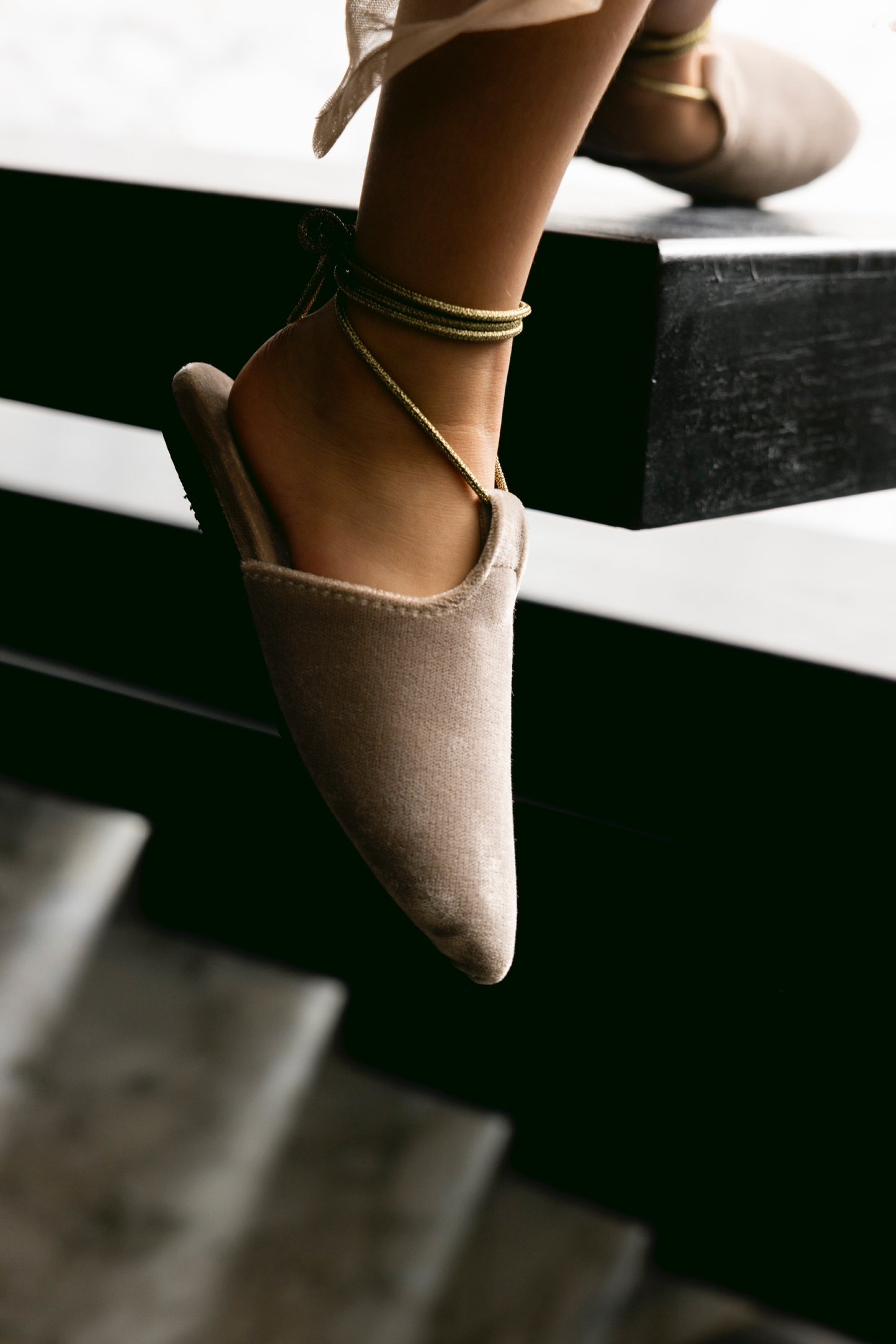 Sand Velvet Babouche